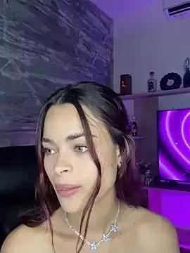 HannaRhodes from StripChat