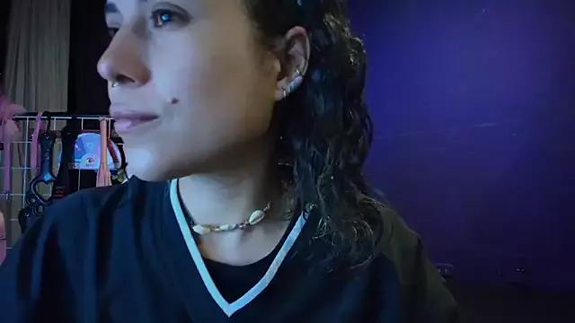 Hellen_dumont from StripChat