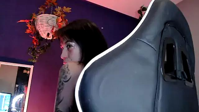 Hellen_dumont from StripChat