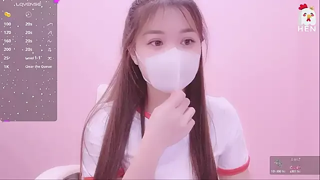 Freechat Hen-1m52 on StripChat