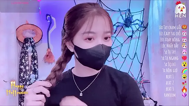 Freechat Hen-1m52 on StripChat