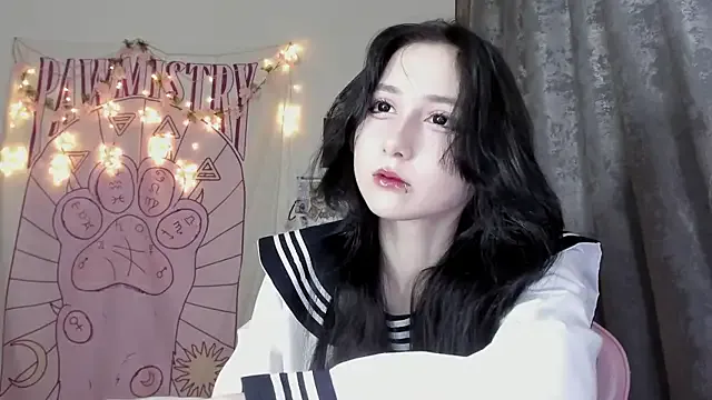 Holy420lolii — G3T Me N4K3D!