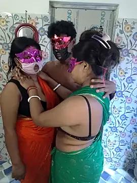 Naked Room Horney_couple_4 