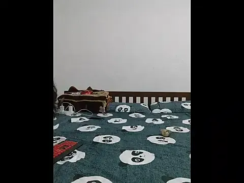 Freechat hotestfantasy on StripChat