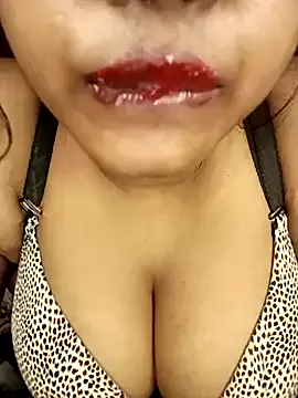 Freechat Hotlisa on StripChat