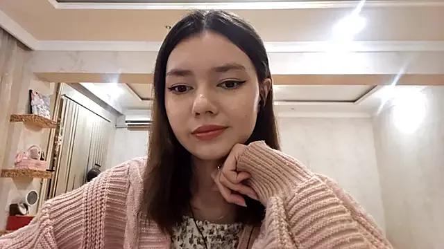ImogeneMalinconico from StripChat