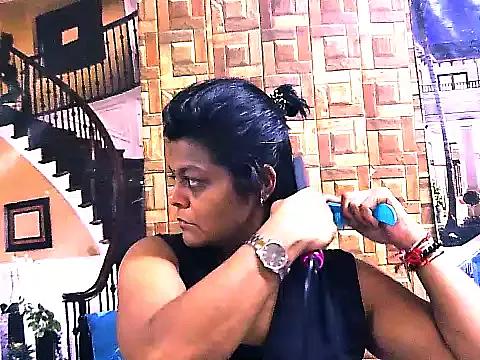 indianCherryPie from StripChat