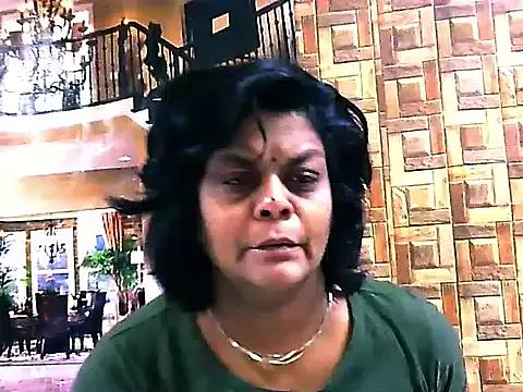 indianCherryPie from StripChat