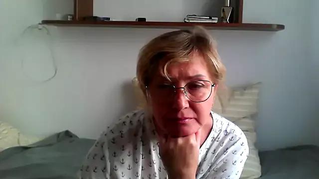 Naked Room IrynaMolbertx 