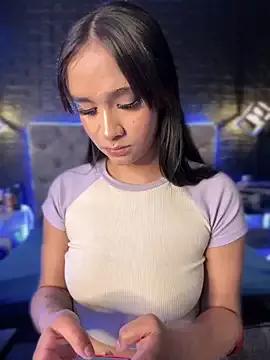 Isabella-Teen from StripChat