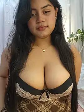 Naked Room its_amesha 