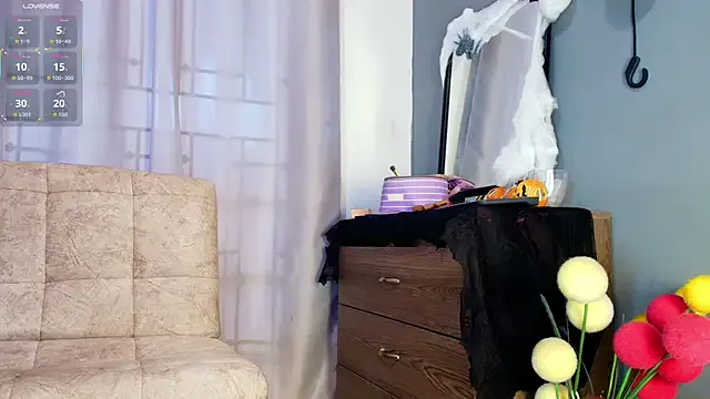 Freechat jade_brunnette on StripChat