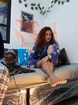 Naked Room jeans_and_emma 