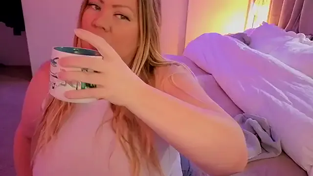 Freechat JESS_LOVES on StripChat