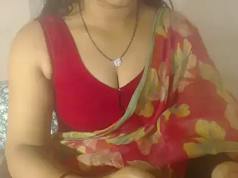 Freechat juicy_ishika on StripChat