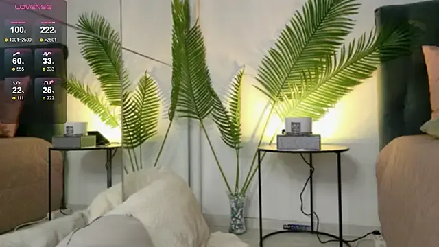 Freechat JuliaQuin on StripChat