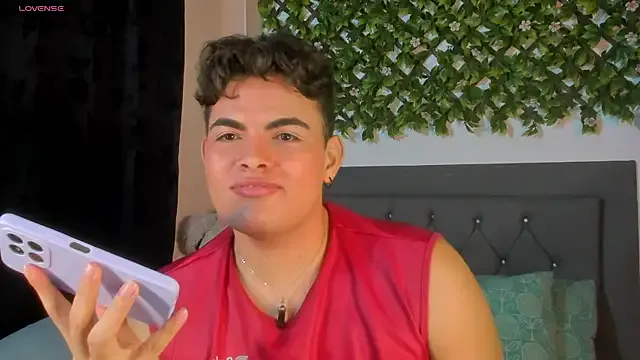 kamii_22 — plug in my ass..