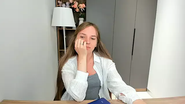 Freechat KarriBrownd on StripChat