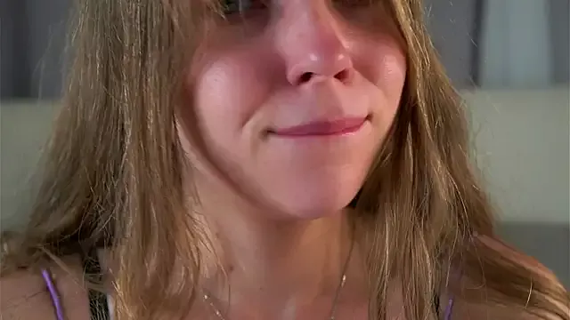 Freechat KarriBrownd on StripChat