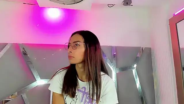 KATALEYATRANNY from StripChat
