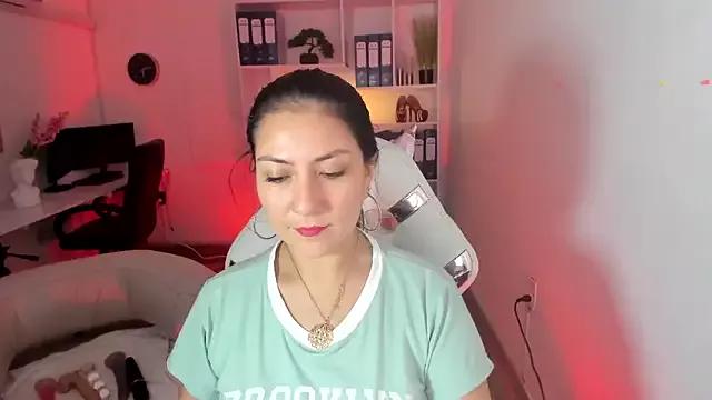 katya_nt on StripChat