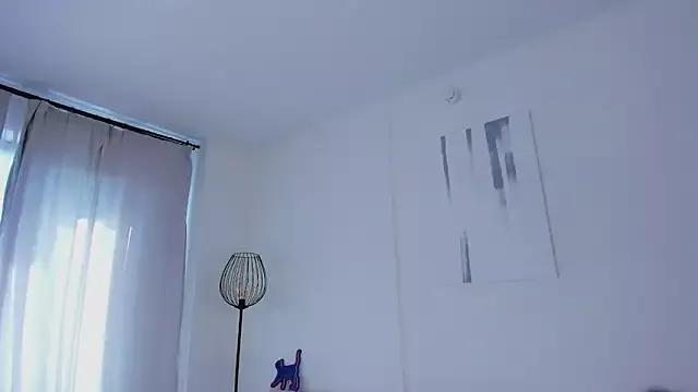 Naked Room katyshaa 