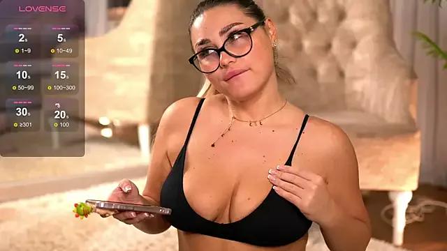 KayaAzur from StripChat