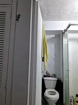 Naked Room keilymadam 