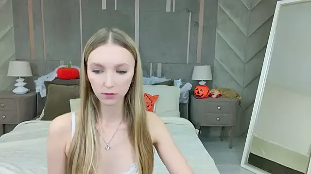 Freechat KellyBradford on StripChat