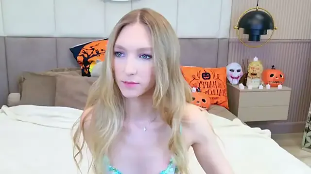 Freechat KellyBradford on StripChat