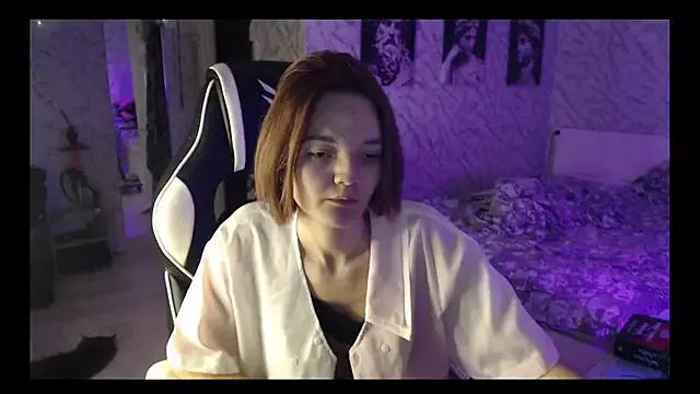 Naked Room Kitti_study 