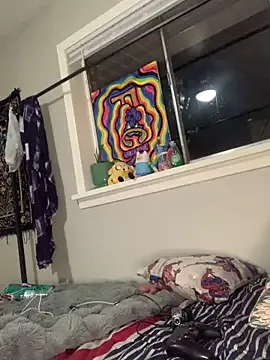 Freechat KittyLoroi on StripChat