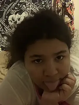 StripChat KittyLoroi is Freechat KittyLoroi — Lovely ButtPlug