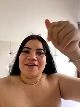 Freechat Kuromy_x on StripChat