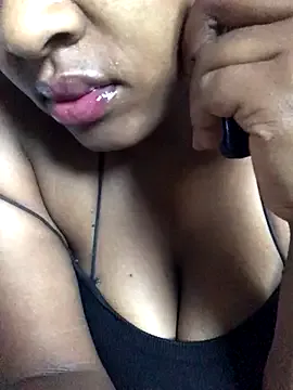 Freechat Lamborghiniasia on StripChat