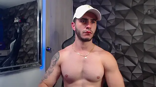 StripChat Latino_stud4u is Freechat Latino_stud4u — Cum with me