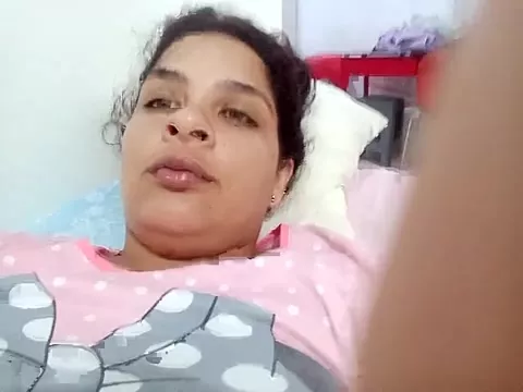 Freechat Laura_hottt on StripChat