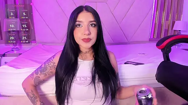 StripChat Leiaa_ is Freechat Leiaa_ — PUT MY GLASS WAND IN MY ASS