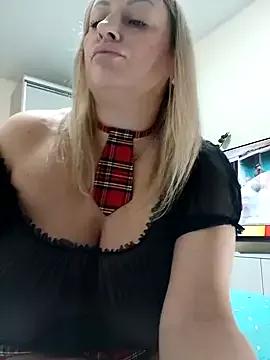 Naked Room Liana_MilfHot 