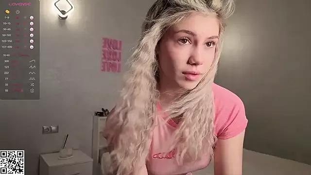 Naked Room lilisstar 