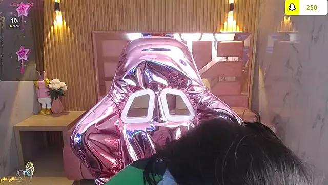lilith_petit_sub from StripChat