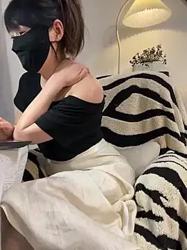 Lilith_rose66 from StripChat