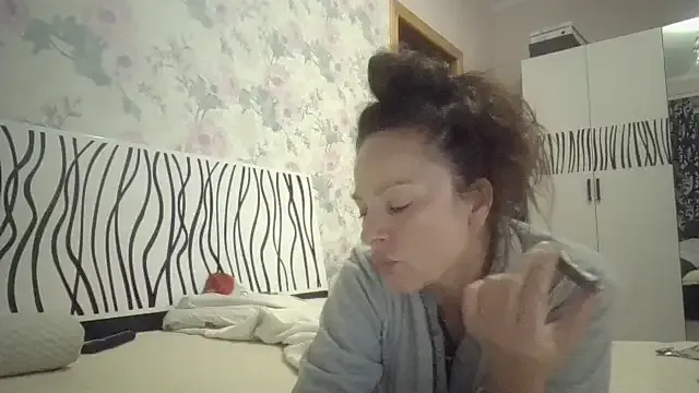 Freechat LindaStarS on StripChat