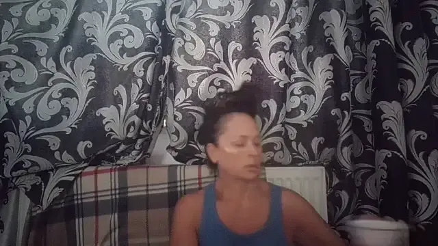 Freechat LindaStarS on StripChat