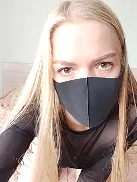 Freechat Little_Forest_ELF on StripChat