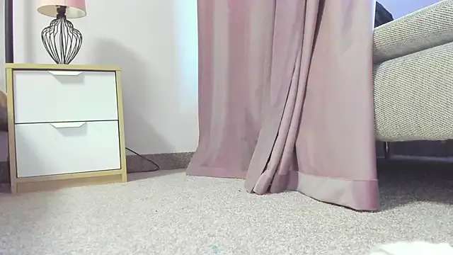 StripChat LollaVibes is Freechat LollaVibes — double squirt