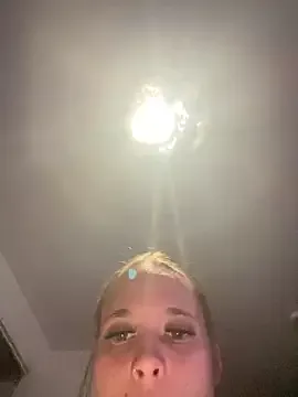 Freechat LollyLove_ on StripChat