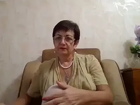 StripChat Lota5821 is Freechat Lota5821 — I help a shelter for cats