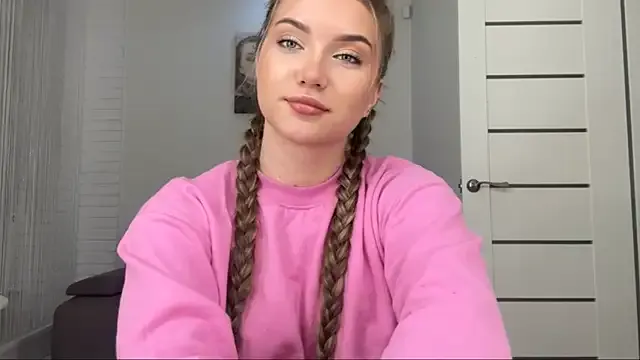 StripChat LouraStalter is Freechat LouraStalter — look into my beautiful eyes