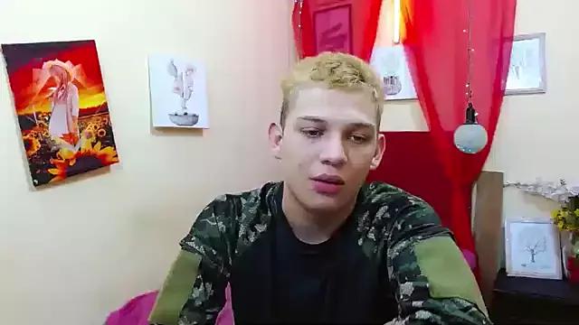 luccasbigcock from StripChat